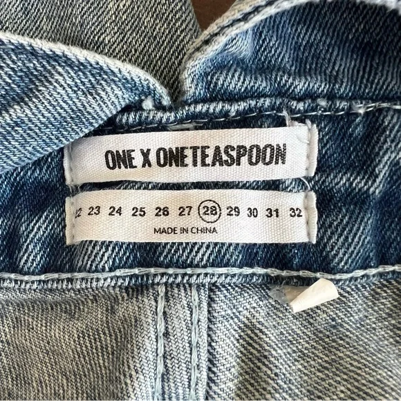 ONE TEASPOON Revolve Denim Overalls Distressed Cropped Ankle Blue Jean Size 28 - Picture 9 of 11